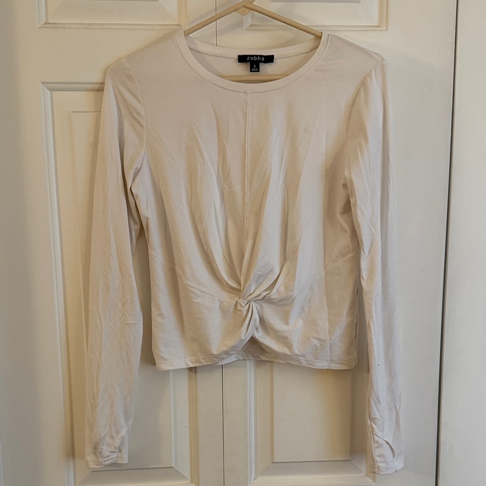 Zobha Women's Knotted White Long Sleeve Tee